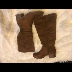 ‼️‼️SOLD‼️‼️ Brown Suede Knee High Boots